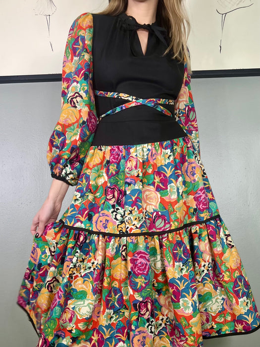 Virginia, 70s floral dress