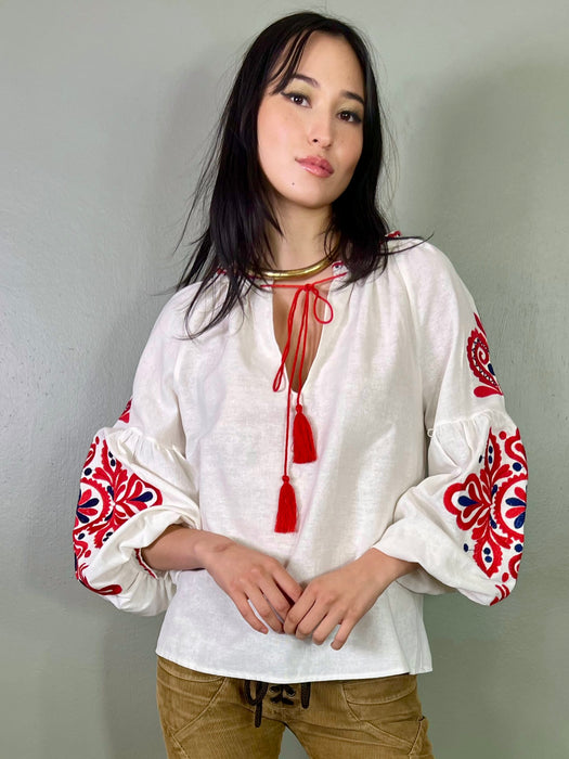 Iona, 70s cotton embroidered blouse