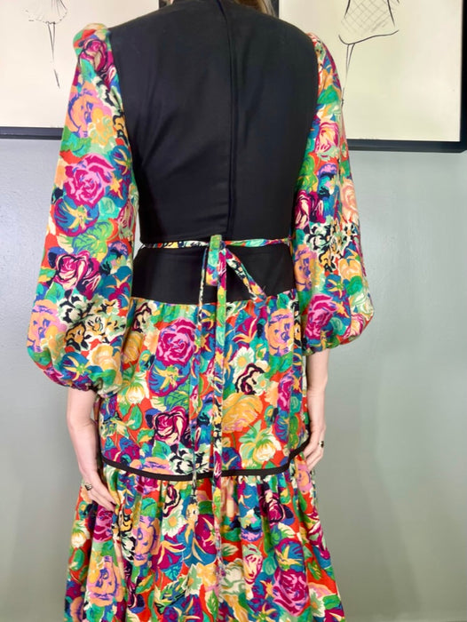 Virginia, 70s floral dress