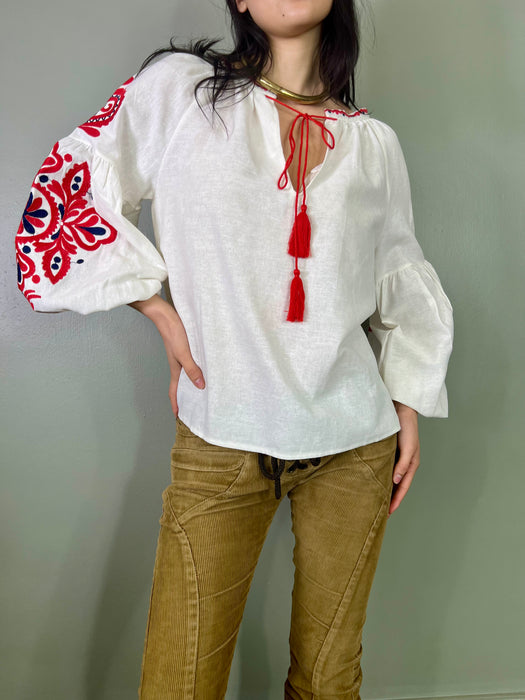 Iona, 70s cotton embroidered blouse