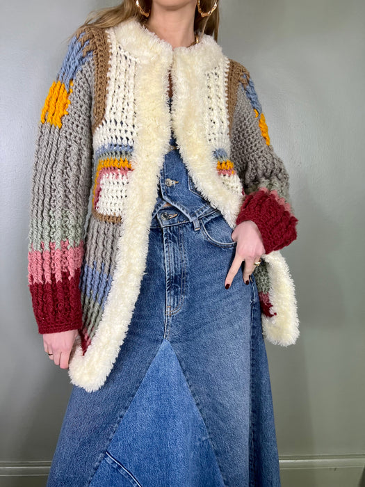 Pilar, 70s rainbow cardigan