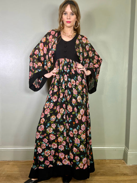 Connie, 70s floral wide sleeve dress