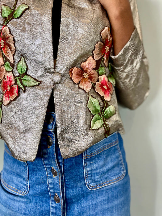 Clara, silver lamé 20s jacket with floral embroidery