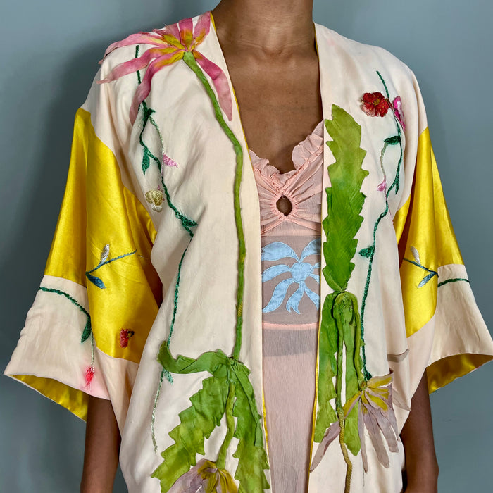 Zoe, floral yellow embroidered kimono