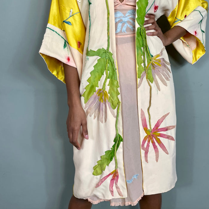 Zoe, floral yellow embroidered kimono