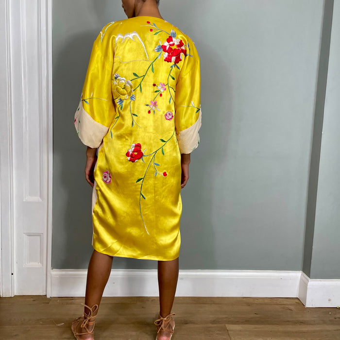 Zoe, floral yellow embroidered kimono