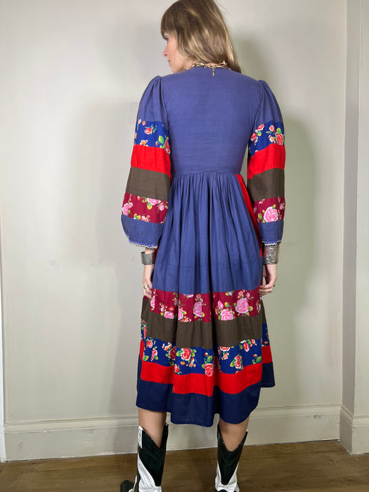 Ganesha, 70s Afghan floral dress